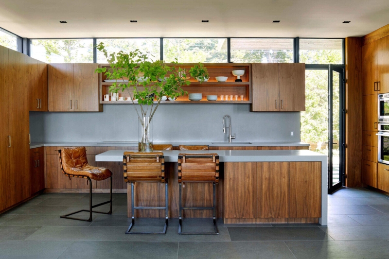 How This Family Home Was Designed Around Pool Days and Dinner Parties