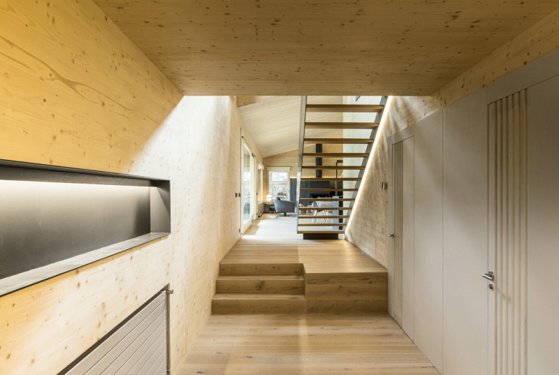 How Traditional Cerdanya Materials Shape This Modern Family Home