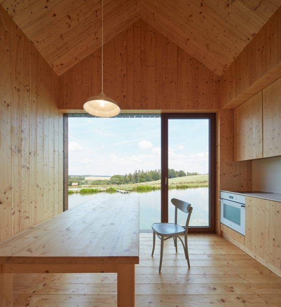Inside a Minimalist Holiday Home Inspired by Old Fisherman&rsquo;s Cabins