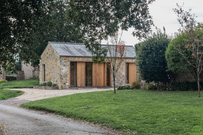 Inside the Pig Sty Turned Contemporary Holiday Stay