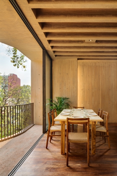 LC 710 | Taller Héctor Barroso