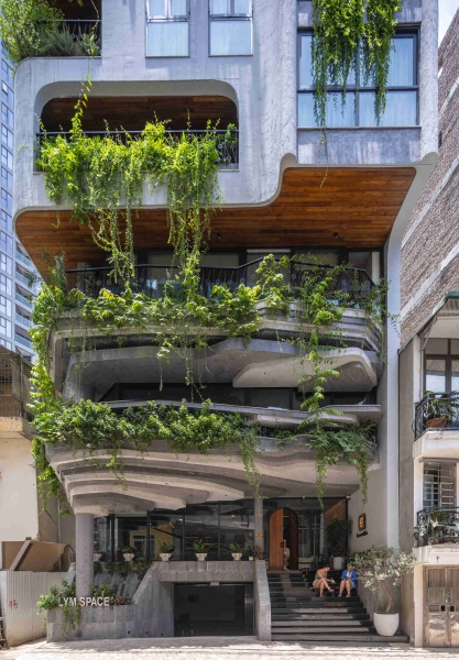 Lym Space: A Building That Grows From a Personal Story