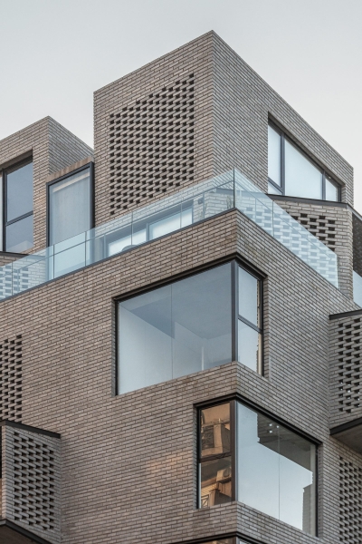 M 5605 Housing | Arqtipo