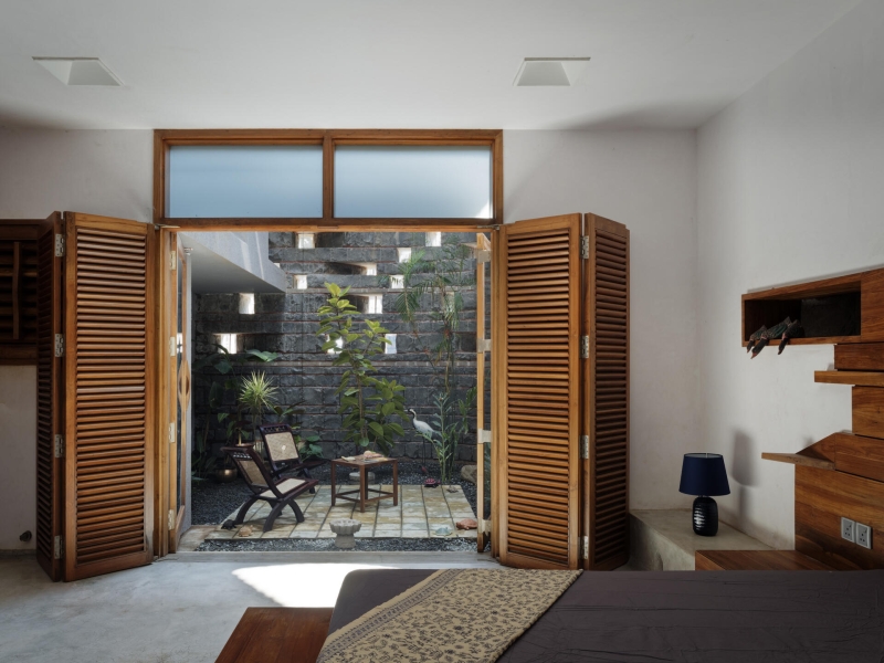 Meet the Home That Uses Brickwork as Both Structure and Sculpture