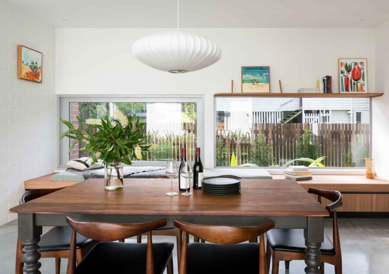 Mid-Century Influence Meets Subtropical Living in This Home