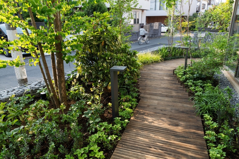 Nishiogi Comichi Terrace | Naruse Inokuma Architects