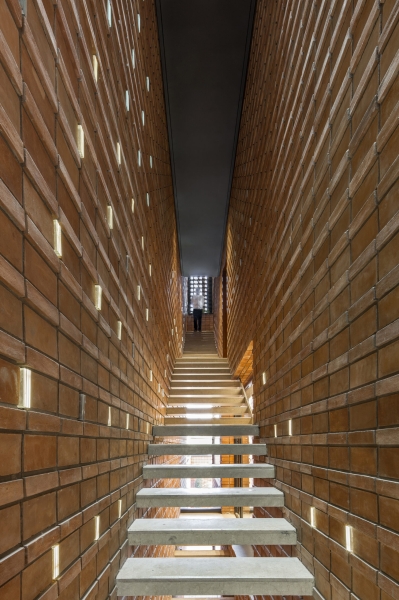 Ozgol Apartment | Hooba Design