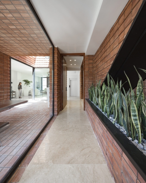 Ozgol Apartment | Hooba Design