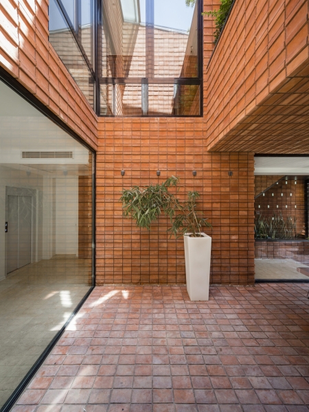 Ozgol Apartment | Hooba Design