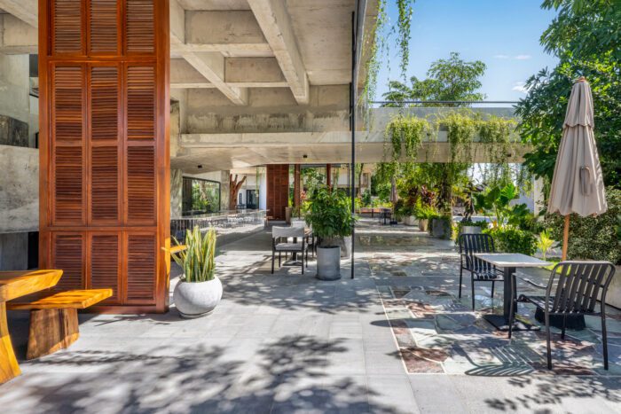 Phum Sambo Café & Eatery | Khoan + Partners