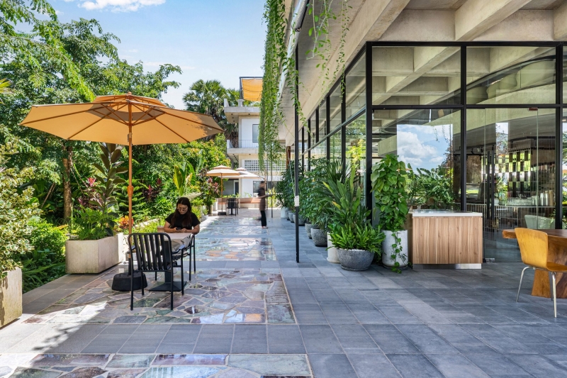 Phum Sambo Café & Eatery | Khoan + Partners