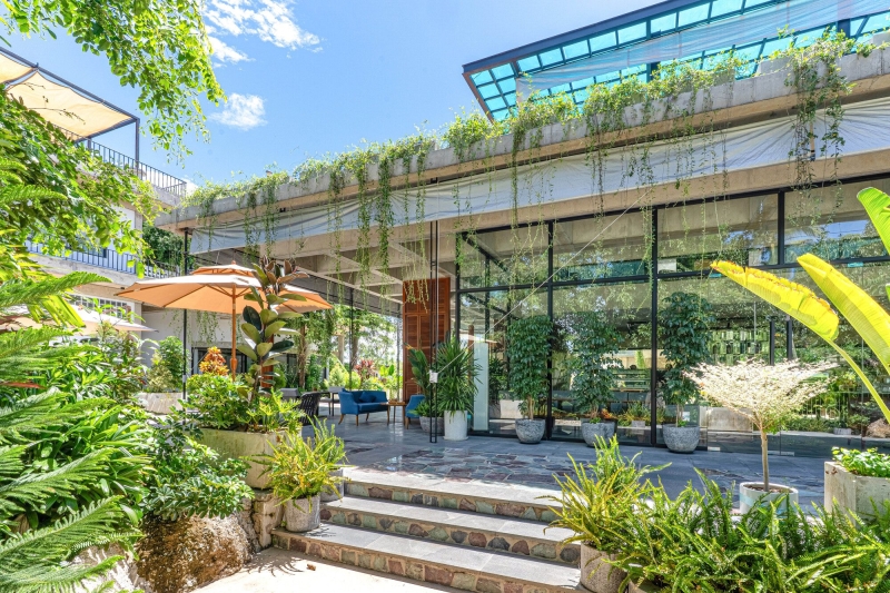 Phum Sambo Café & Eatery | Khoan + Partners