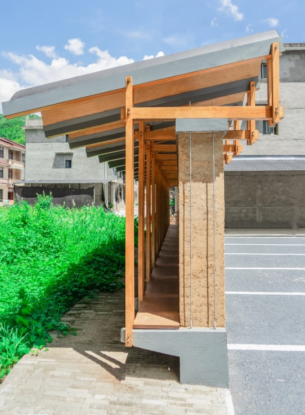 Pomegranate Garden Micro Building | Tumu + Meaningless Arch