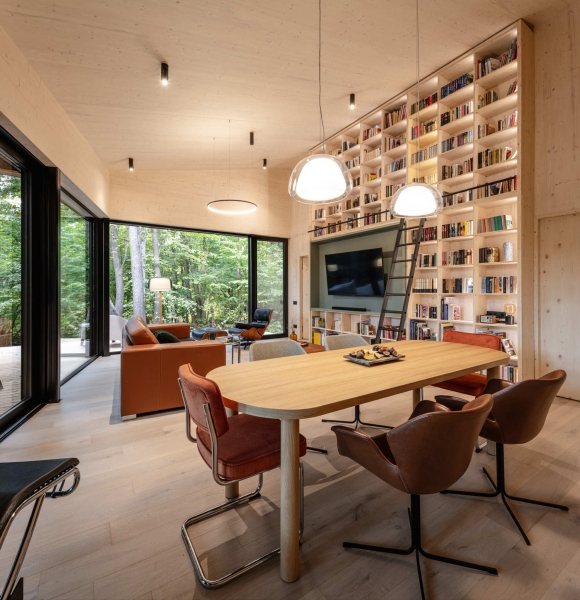 This Forest Home Took Years to Begin and Just Months to Complete