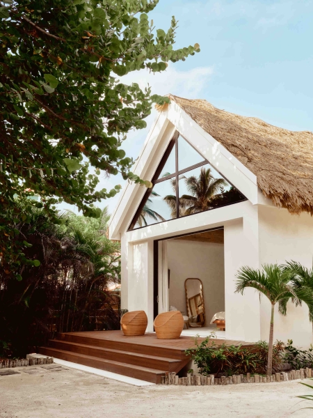 This Island Home was Built to Bring Everyone Together