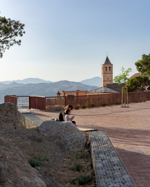 Viewpoint Garden at the Alcazaba-Fortress of V&eacute;lez-M&aacute;laga | Terral Arquitectos