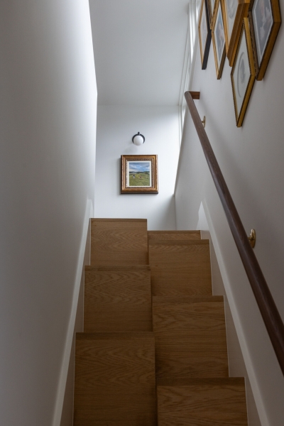 Where Traditional Style Meets Contemporary Craft in a Compact Seattle Home