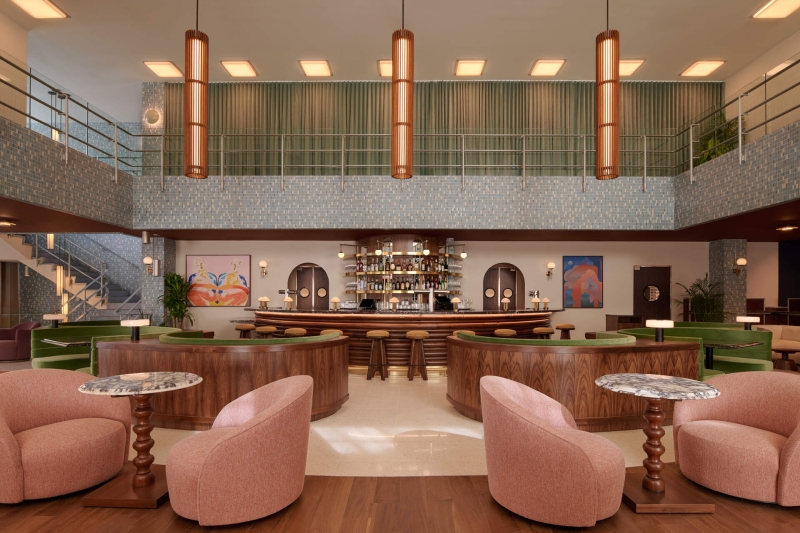 A 1960s Mid-Century Bank Becomes a Hotel Built for City Life