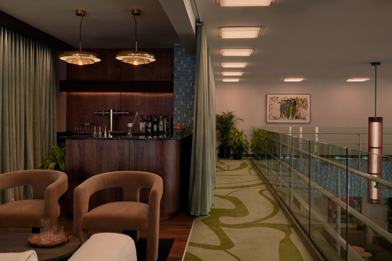 A 1960s Mid-Century Bank Becomes a Hotel Built for City Life