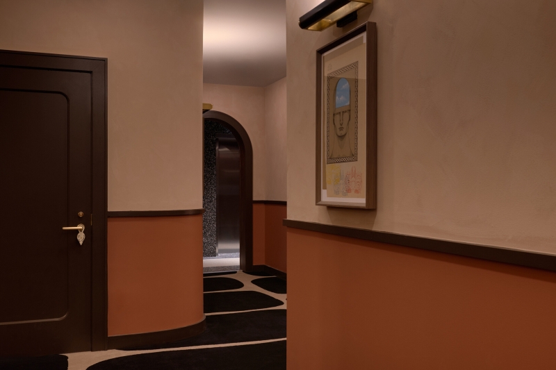 A 1960s Mid-Century Bank Becomes a Hotel Built for City Life