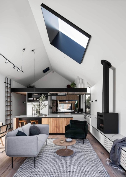 A Narrow Block, A Vaulted Ceiling, And A Bold Rethink Of Suburban Living