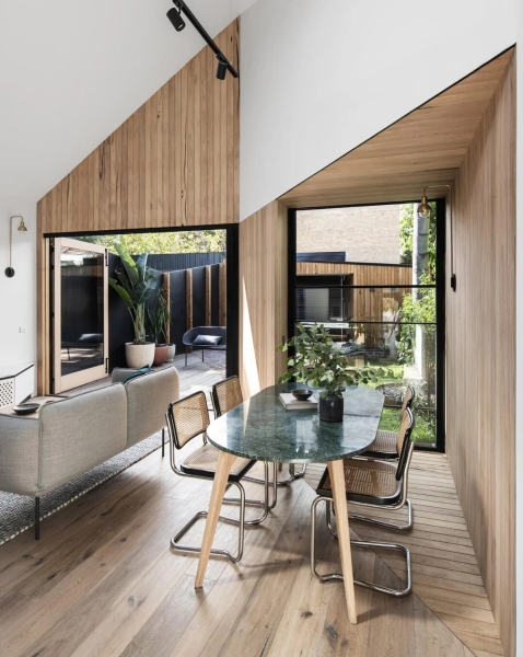 A Narrow Block, A Vaulted Ceiling, And A Bold Rethink Of Suburban Living