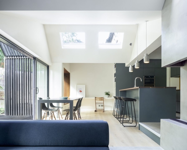 An Angular Extension Completely Changed the Back of This London Terrace