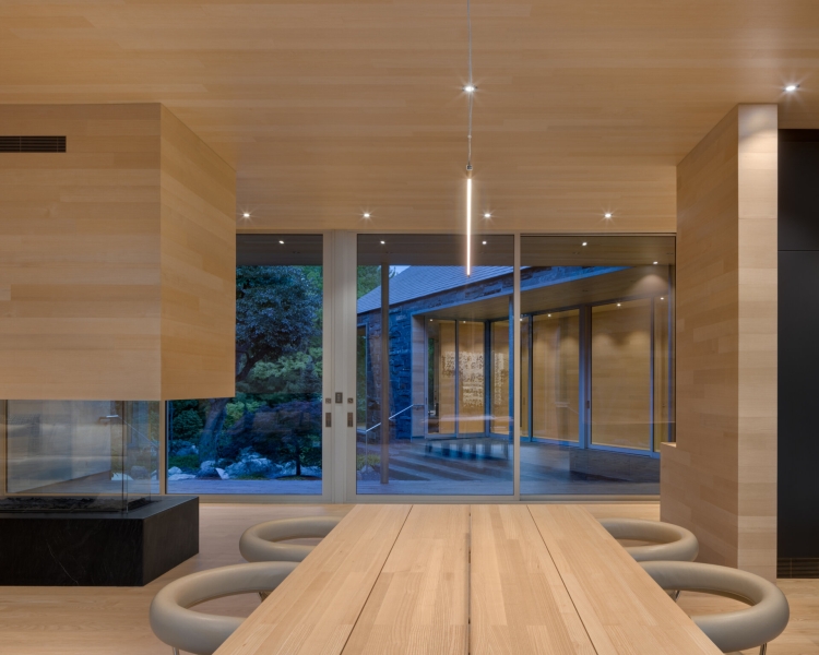 Black Slate, White Ash, and the Landscape That Shapes a Modern Home