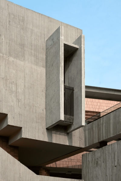 Bumi Pakubuwono | WOFF