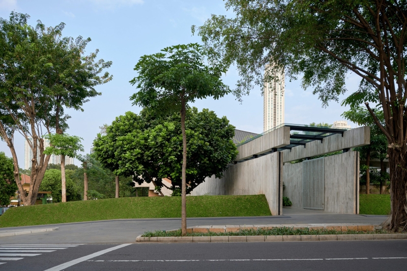 Bumi Pakubuwono | WOFF