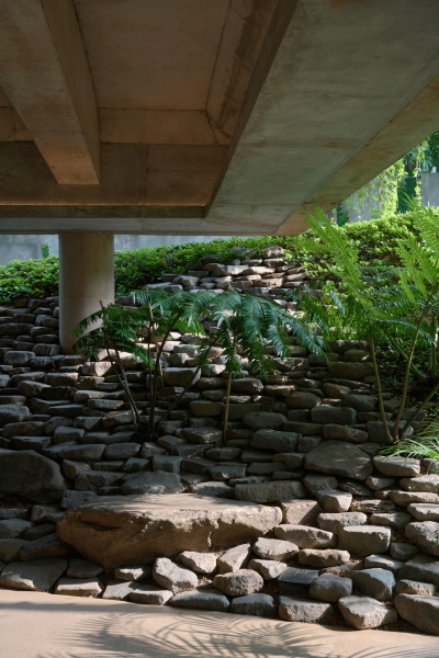 Bumi Pakubuwono | WOFF