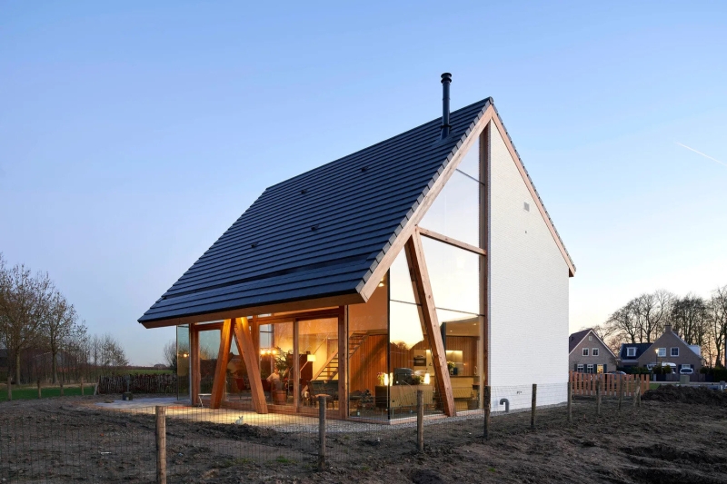 From Catalogue Idea to Custom Dream: Inside a Dutch Barnhouse