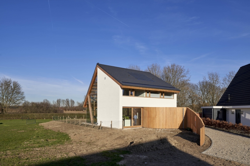 From Catalogue Idea to Custom Dream: Inside a Dutch Barnhouse