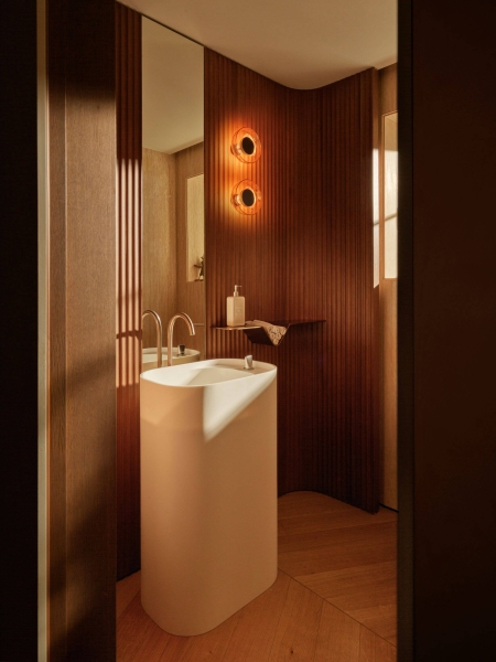 How This Home Blends Minimalism with Everyday Comfort