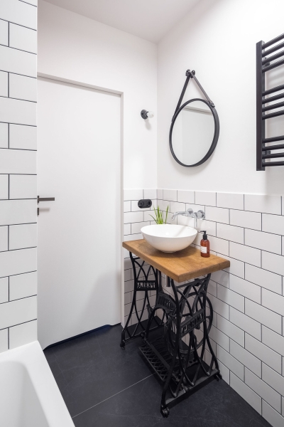 Inside a 559 Square Foot Apartment that Flips the Usual Layout and Feels Surprisingly Large