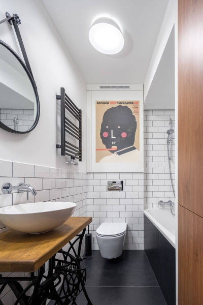 Inside a 559 Square Foot Apartment that Flips the Usual Layout and Feels Surprisingly Large