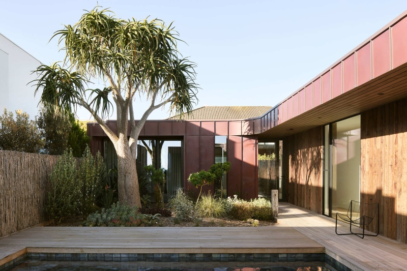 Inside a Coastal House Built to Weather, Age, and Still Feel Refined