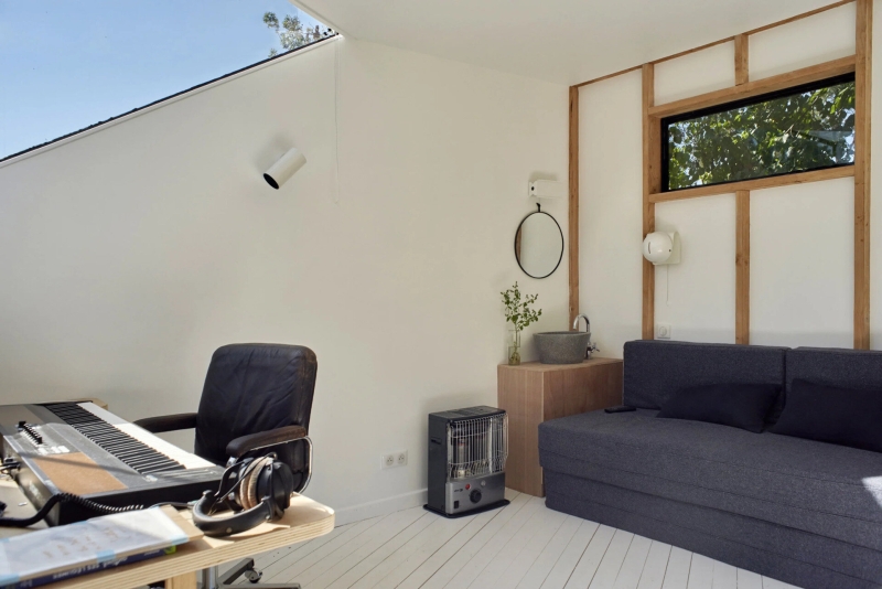 Inside the Tiny Backyard Studio Built for a Composer on a Budget