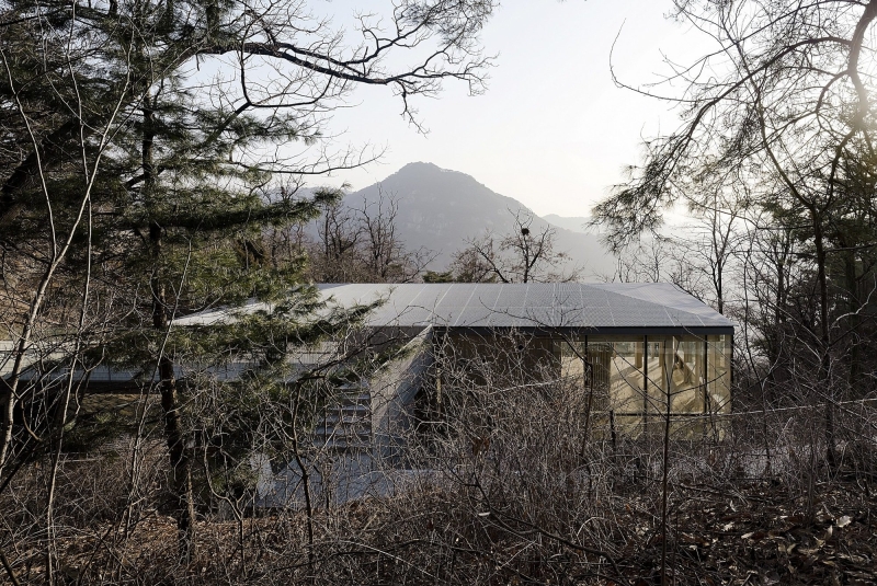 Inwang Guard Post Forest Retreat | Soltozibin Architects + SN Architecture