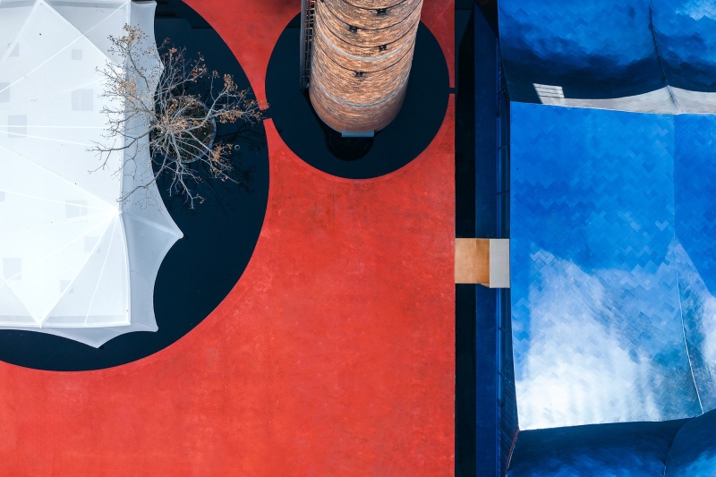 Klein Blue Hills and White Cliff | Wutopia Lab