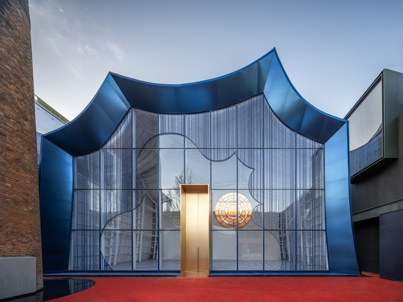 Klein Blue Hills and White Cliff | Wutopia Lab