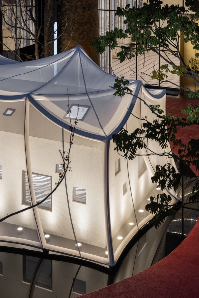 Klein Blue Hills and White Cliff | Wutopia Lab