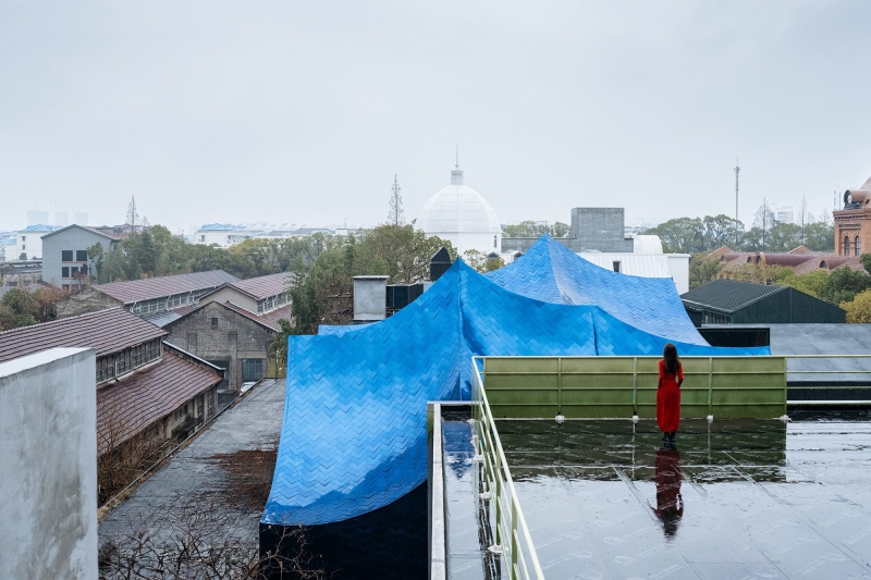 Klein Blue Hills and White Cliff | Wutopia Lab