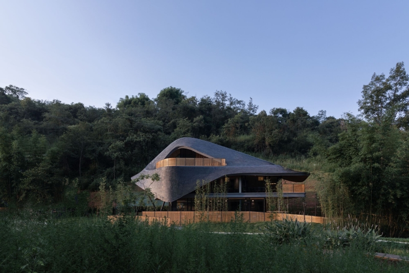 Linpan Cloud Eye: Chengdu Dayi Rural Neighborhood Center | Archi-Union Architects