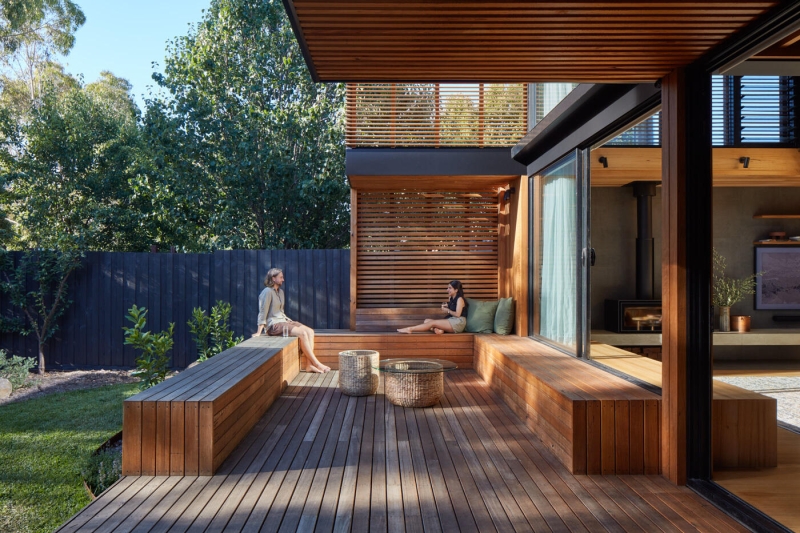 Living on the Edge of a Park Changed How This Home Was Designed