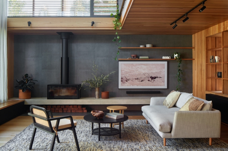 Living on the Edge of a Park Changed How This Home Was Designed