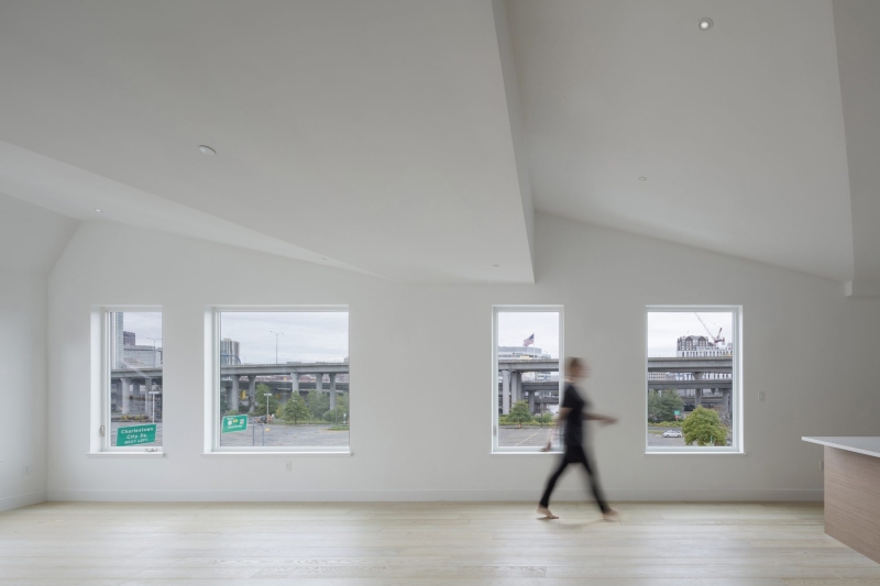 Outlier Lofts | French 2D