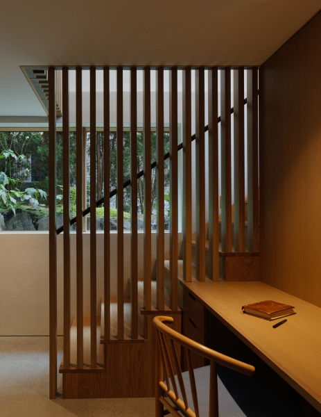 Step Into a Light-Filled Home Surrounded by Plants