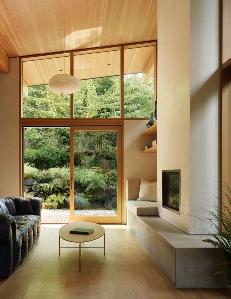 Step Into a Light-Filled Home Surrounded by Plants