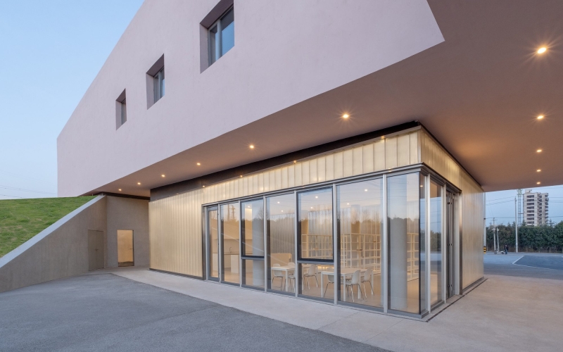 The Xue Village Community and Tourist Service Center | Studio 10